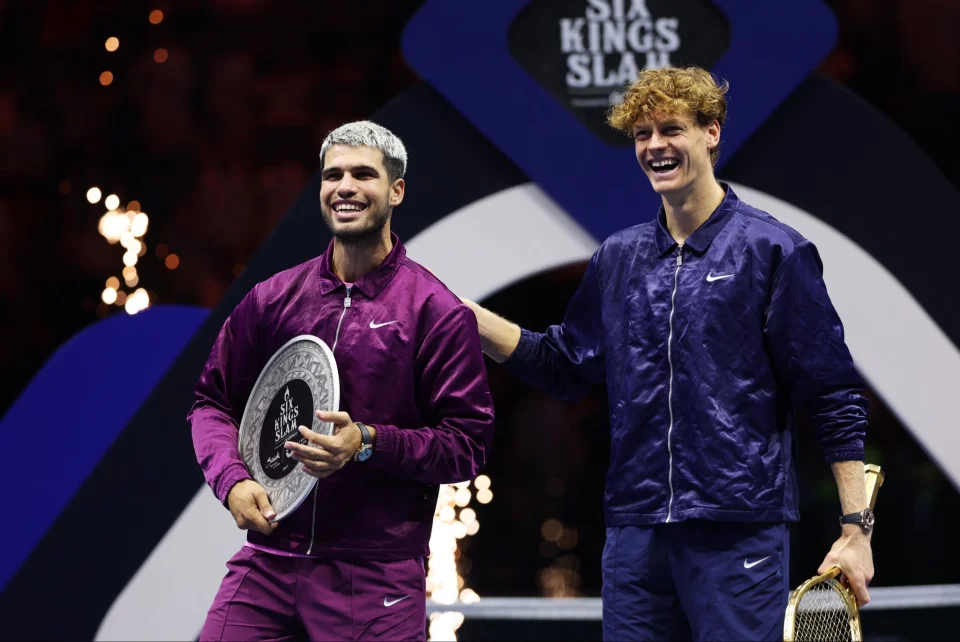 戴维斯杯险胜联合杯，辛纳惊艳四座