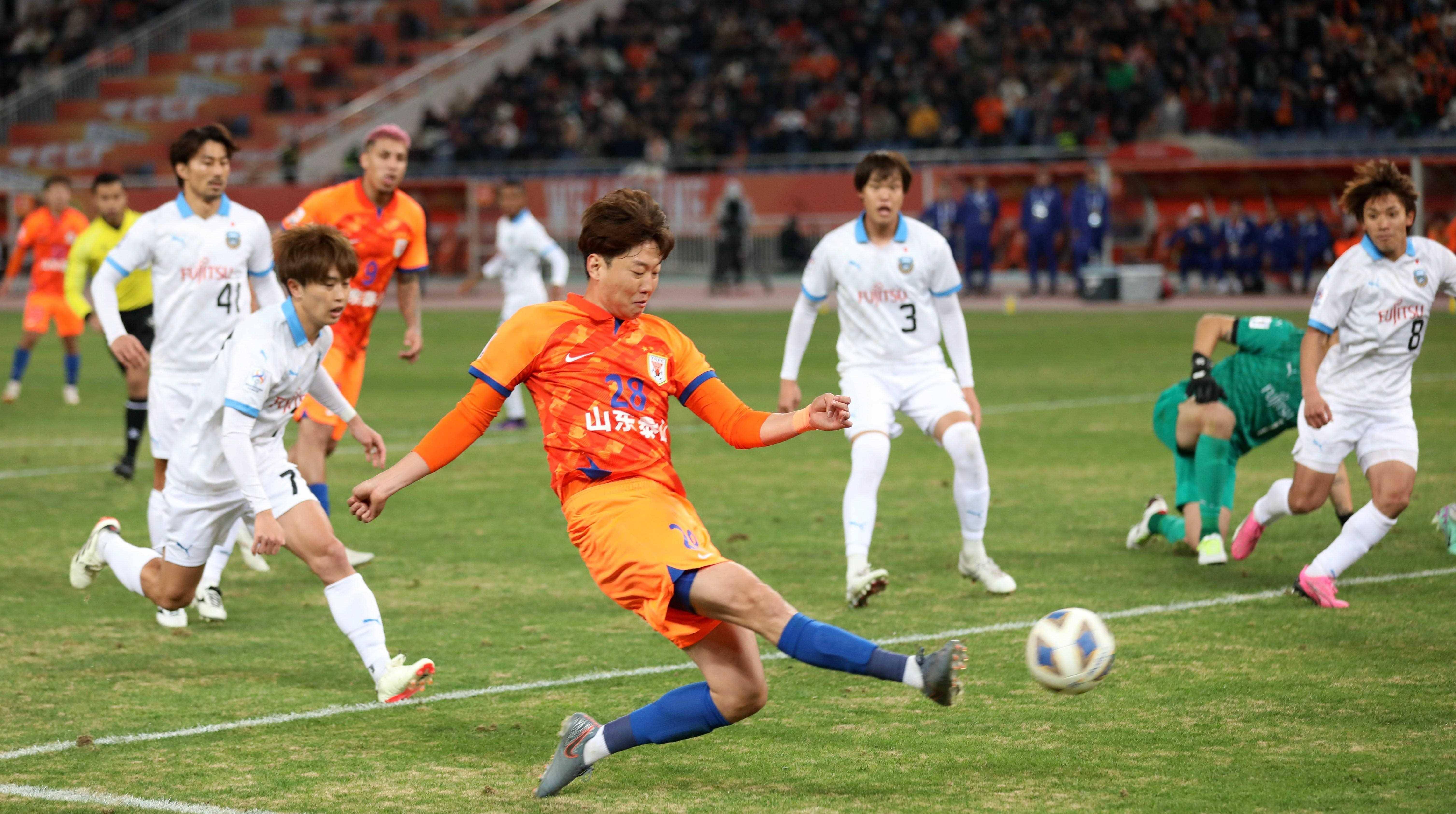 山东鲁能全队战术调整,积极应战 山东鲁能全队战术调整,积极应战