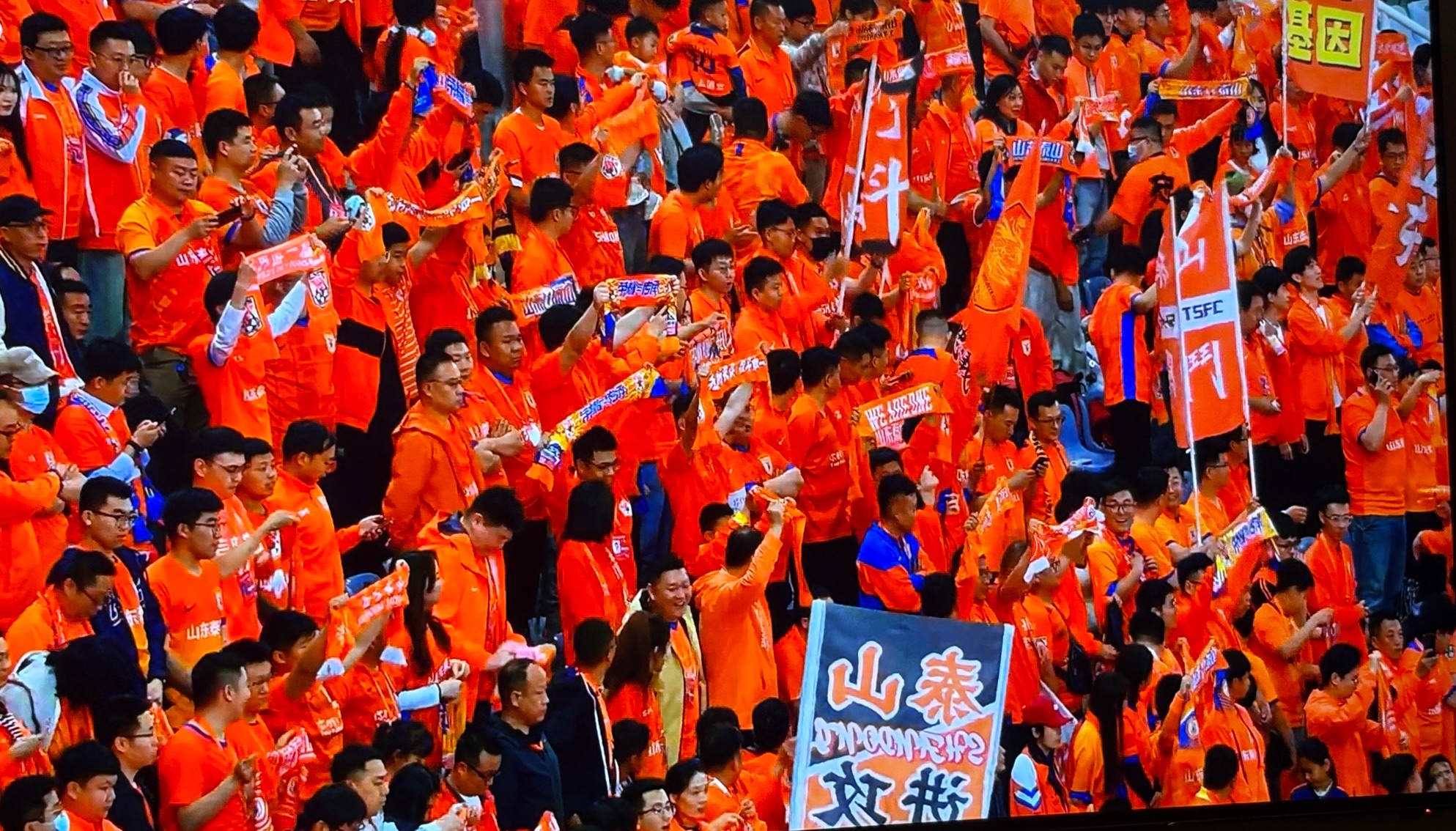 IM体育在线注册-精彩胜负紧锣密鼓，赛场氛围热烈