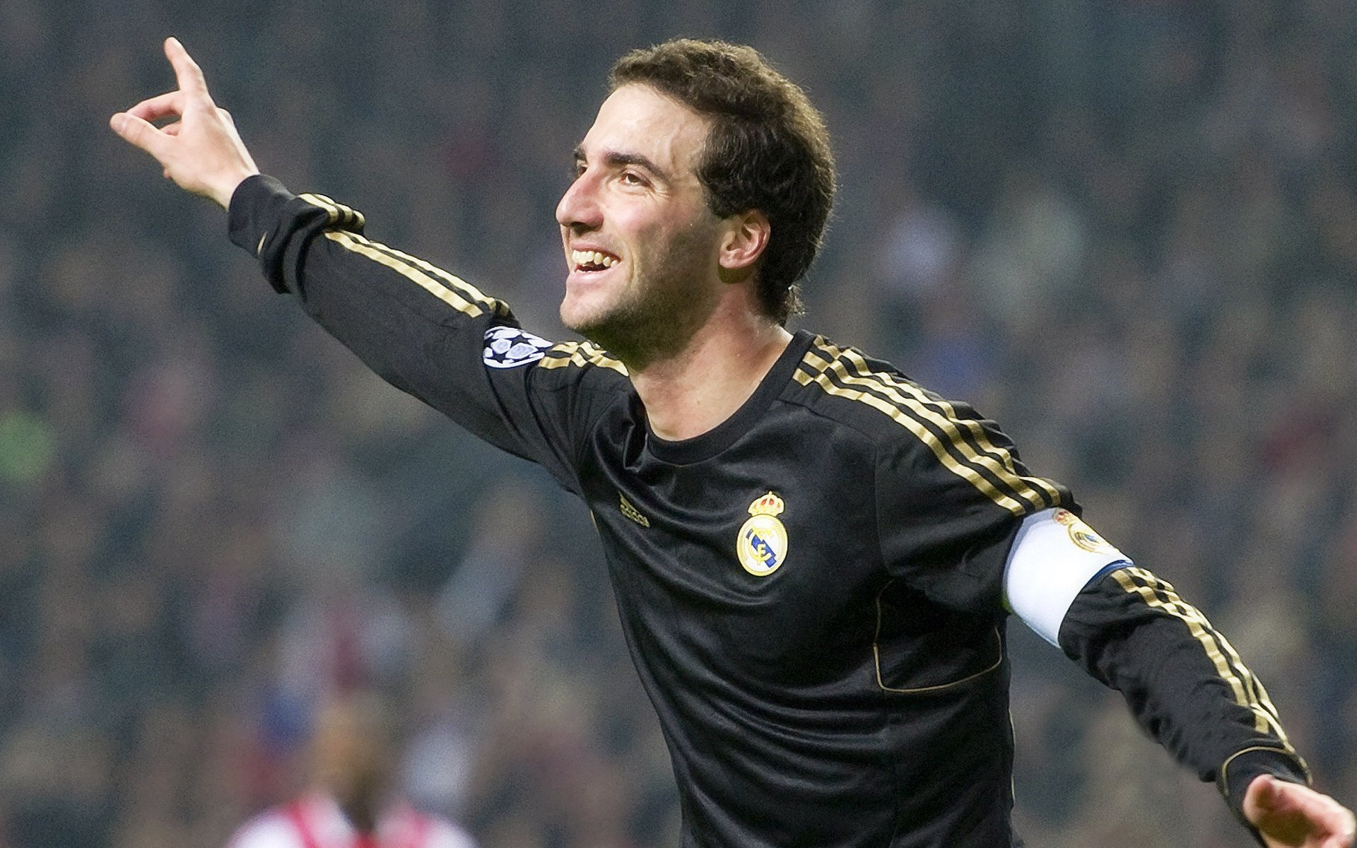 IM体育世界杯2026-当公牛的血色撞上鹈鹕的孤勇，英格拉姆用一场存在感拉满的败局，写下了唯一性的注脚